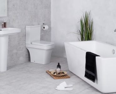 Renovated Bathroom | Alliance Construction Fort Myers