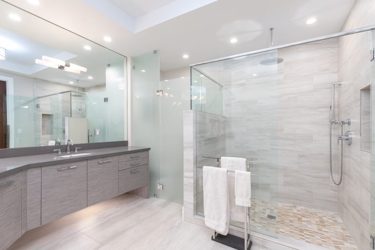 5 Essential Features for a Dream Bathroom Remodel