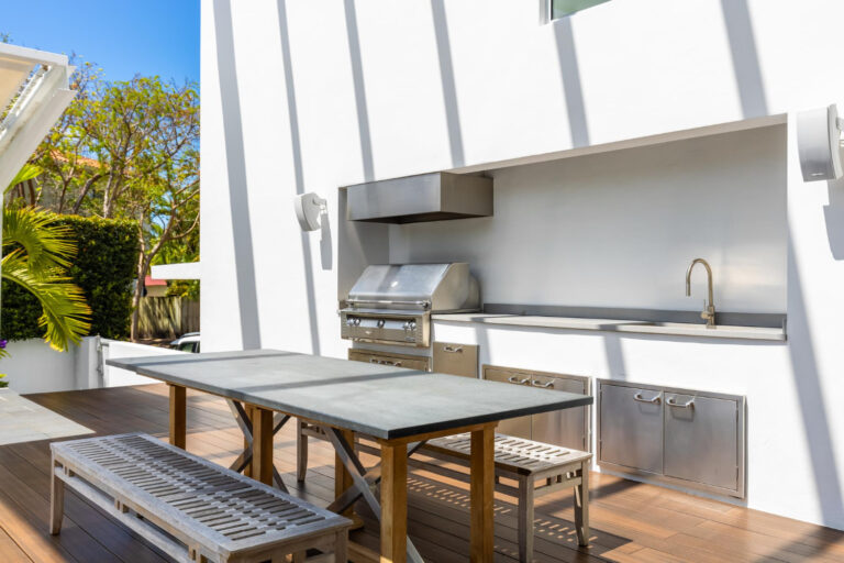 Resolving Common Problems in Outdoor Kitchen Designs