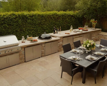 outdoor kitchen
