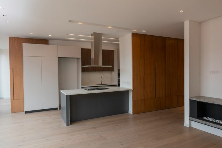 High End Renovations for Fort Myers Kitchens